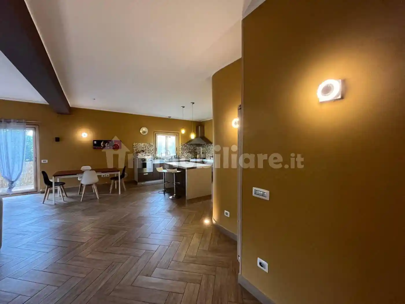 Quadrilocale viale dei Conti Falluc 16, Santa Maria, Catanzaro - foto 5