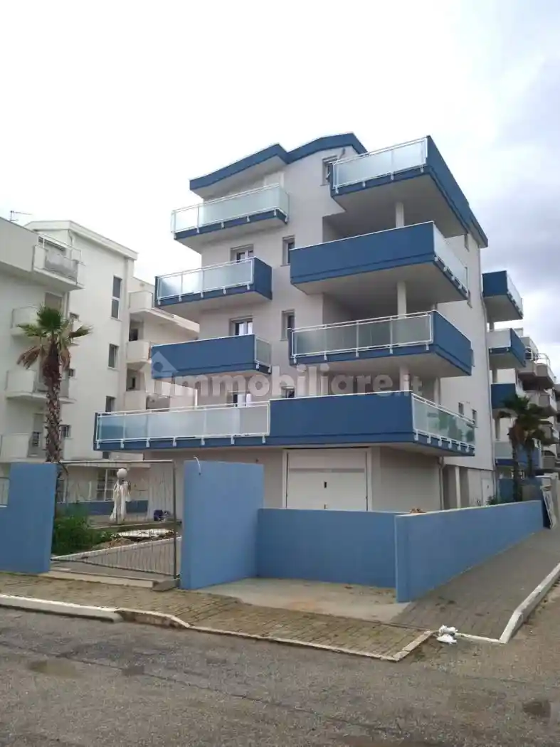 Trilocale via Ennio Flaiano, Centro, Alba Adriatica - foto 2