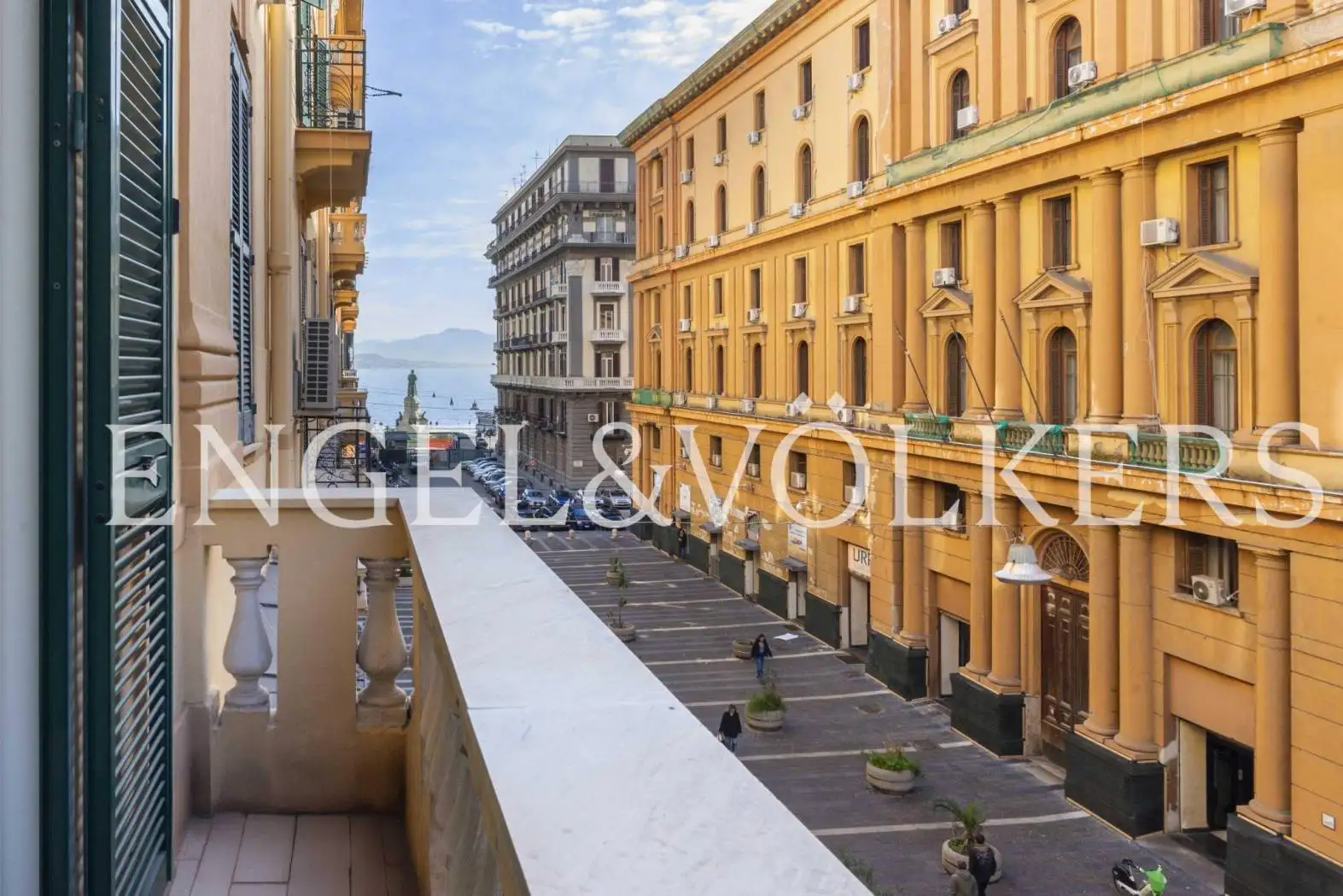 Appartamento in vendita a Napoli