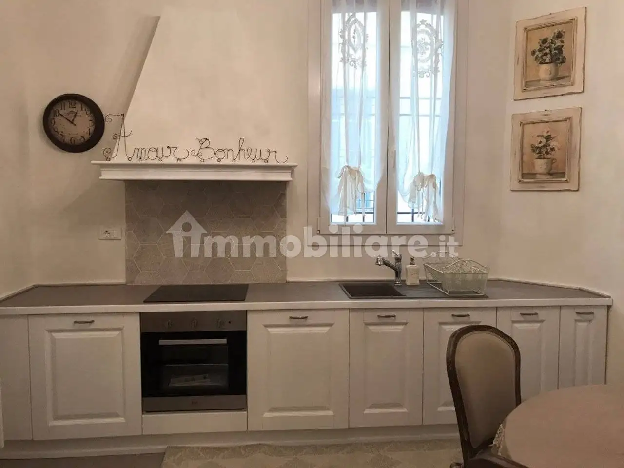 Appartamento in vendita a Bologna