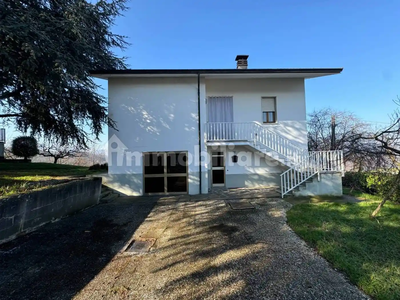 Villa in vendita a Carpaneto Piacentino
