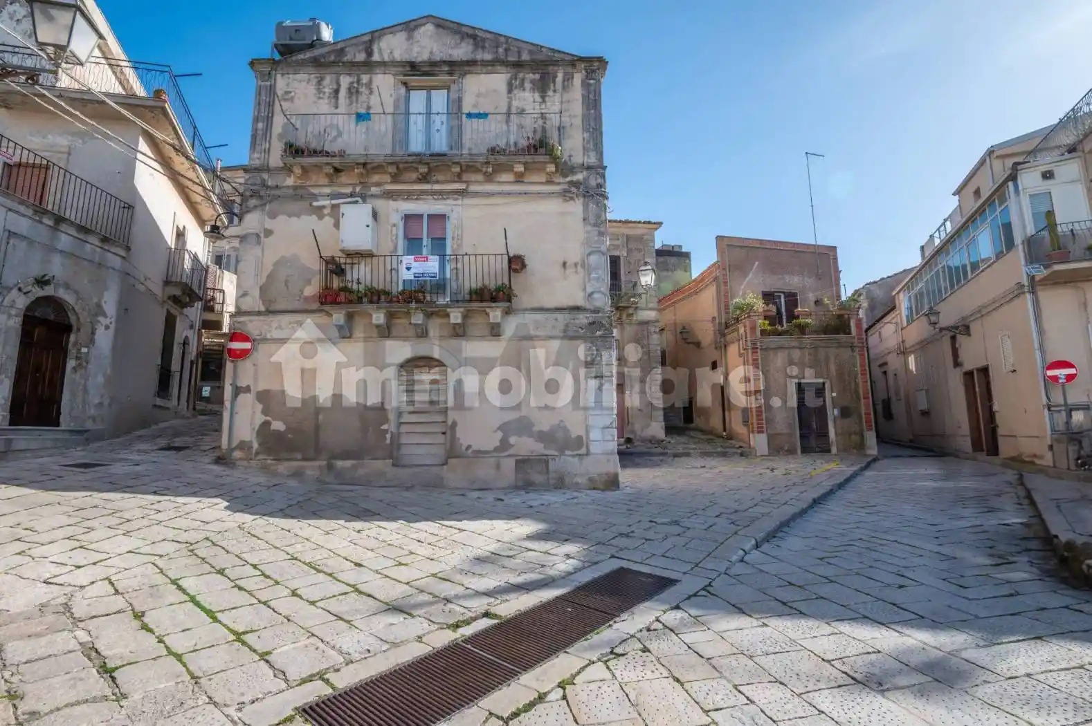 Casa indipendente in vendita a Chiaramonte Gulfi