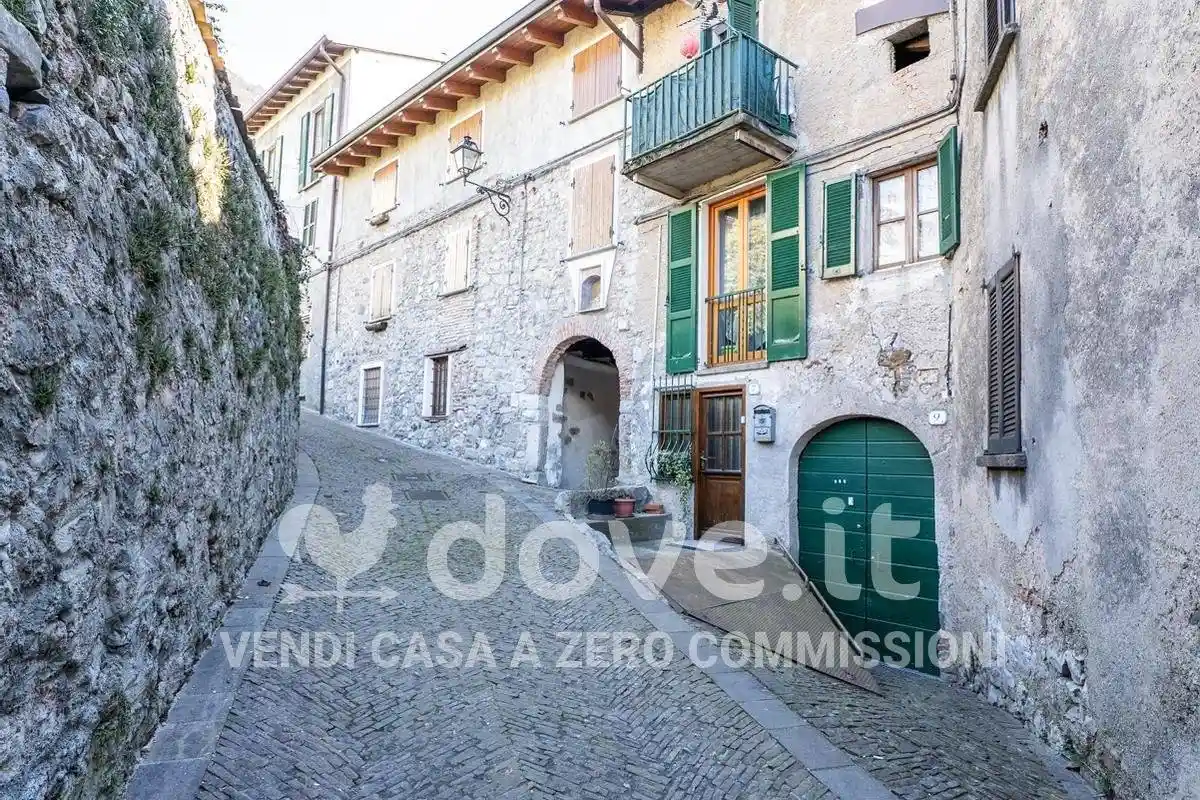 Appartamento in vendita a Barzio