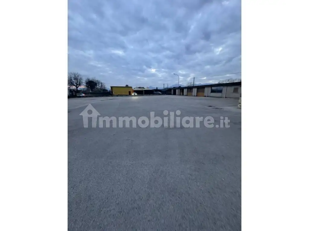 Palazzo - Edificio in Affitto - foto 4