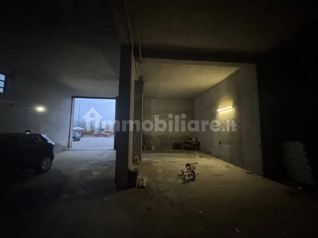 Palazzo - Edificio in Affitto - foto 3