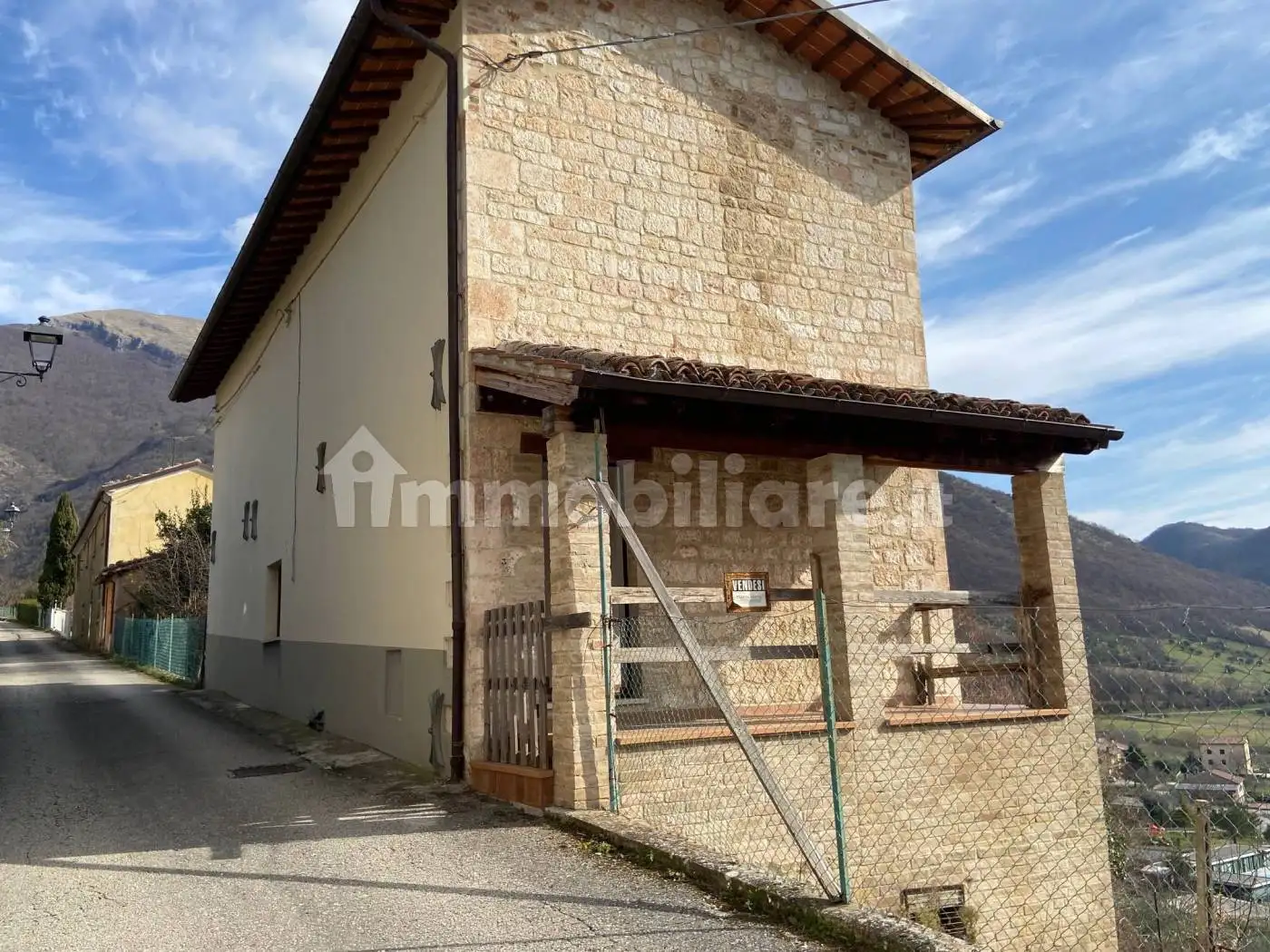 Villa in vendita a Costacciaro