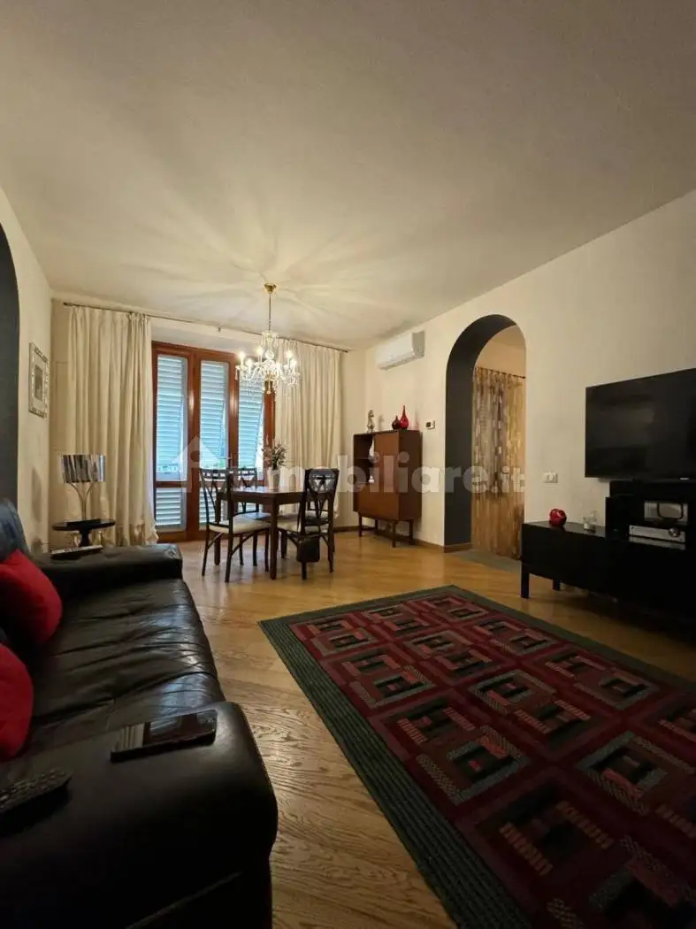 Casa indipendente in vendita a Lucca