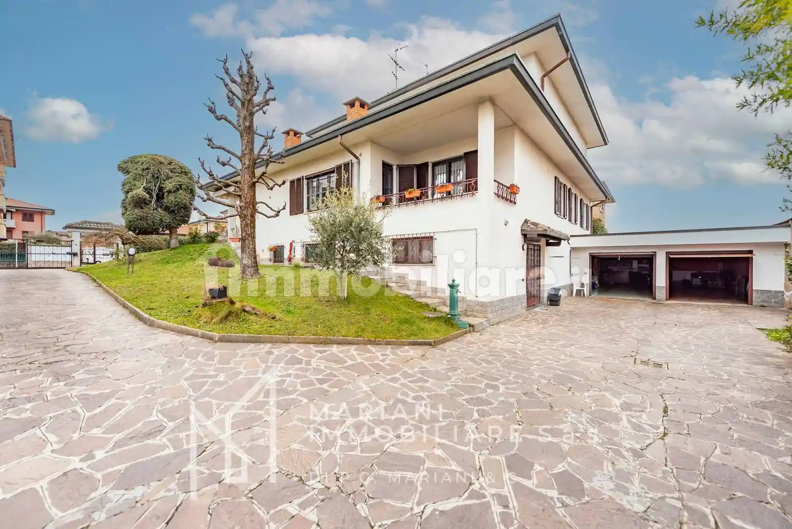 Villa in vendita a Solaro