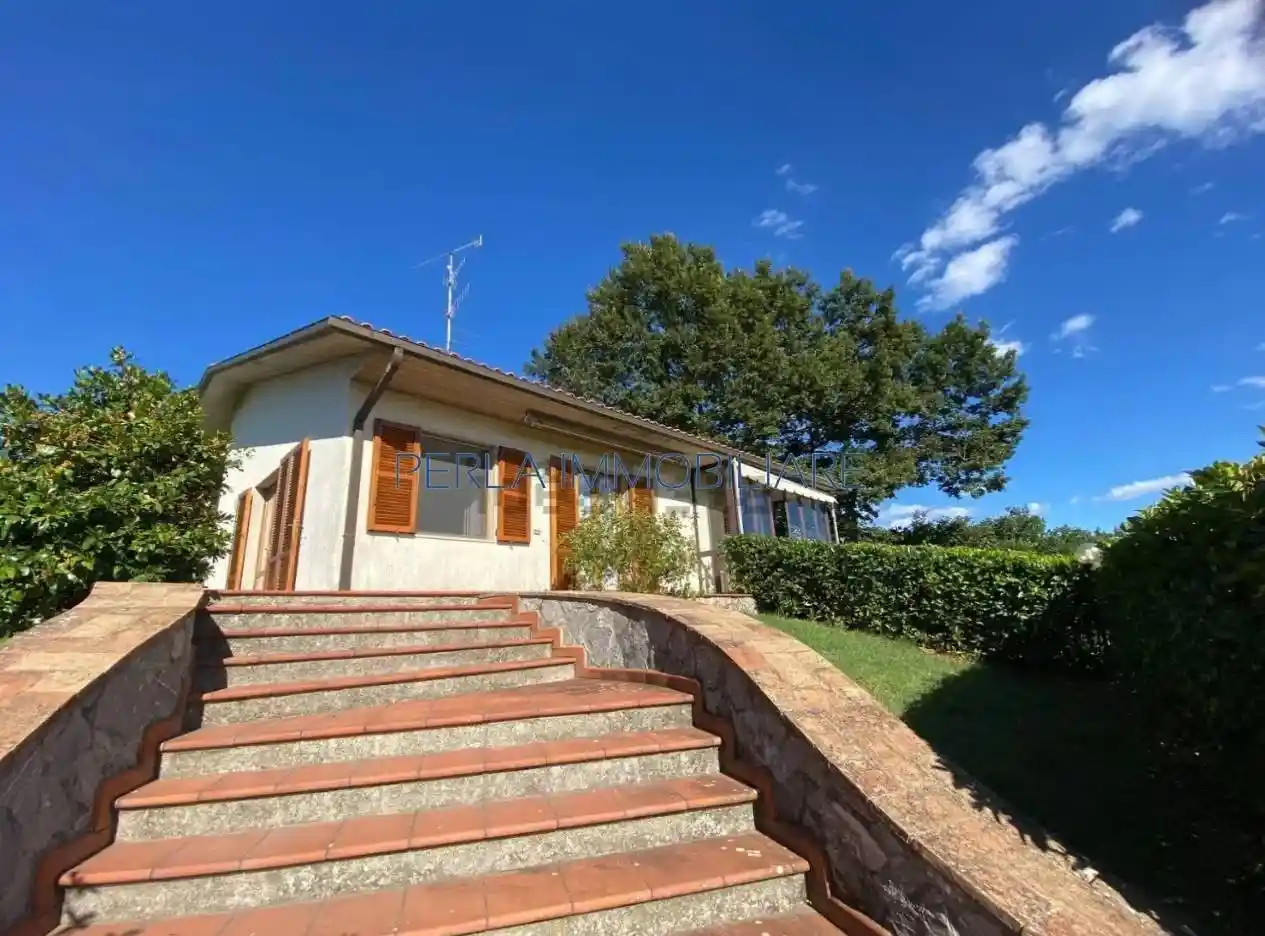 Villa in vendita a Semproniano