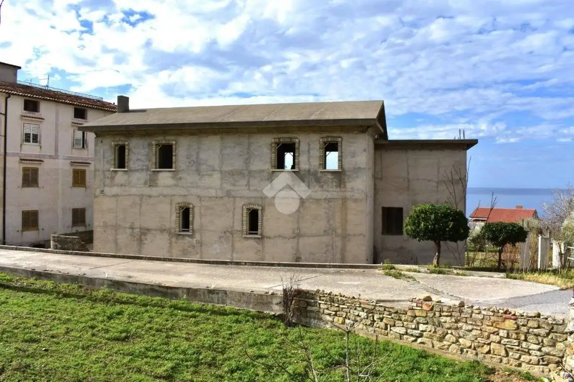 Villa in vendita a Fuscaldo