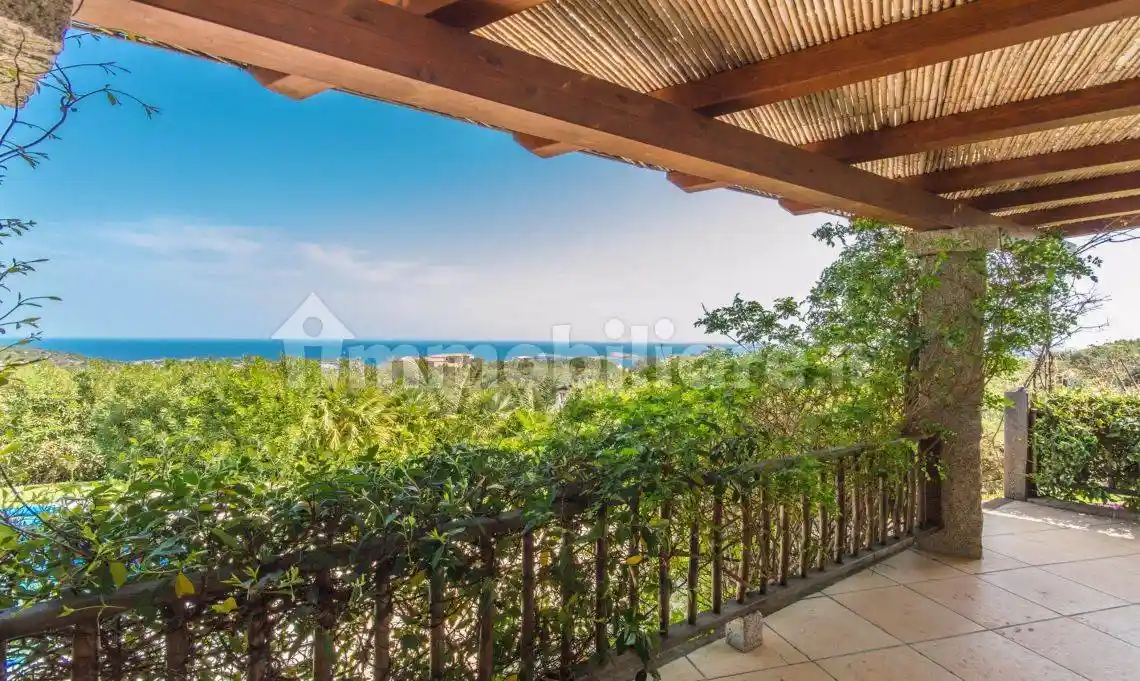 Villa in vendita a Arzachena