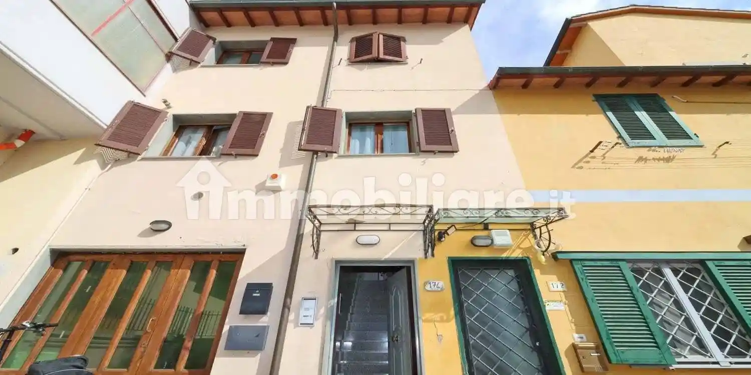 Villa in vendita a Campi Bisenzio