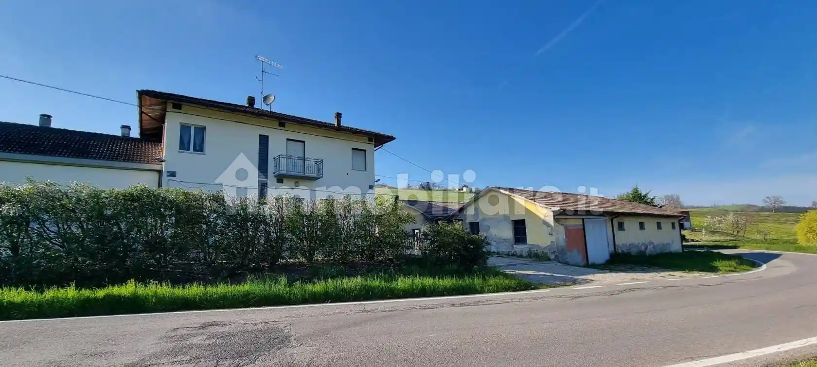 Casa indipendente in vendita a Neviano degli Arduini