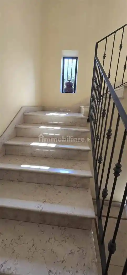 Terratetto plurifamiliare 730 m², ottimo stato, Capodrise - foto 5