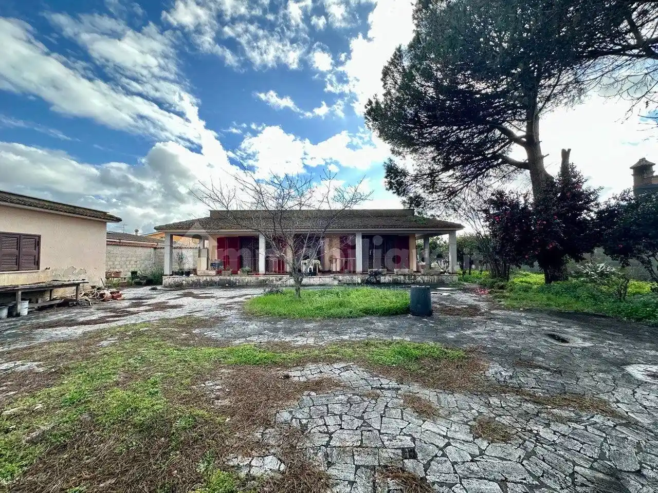 Casa indipendente in vendita a Anzio