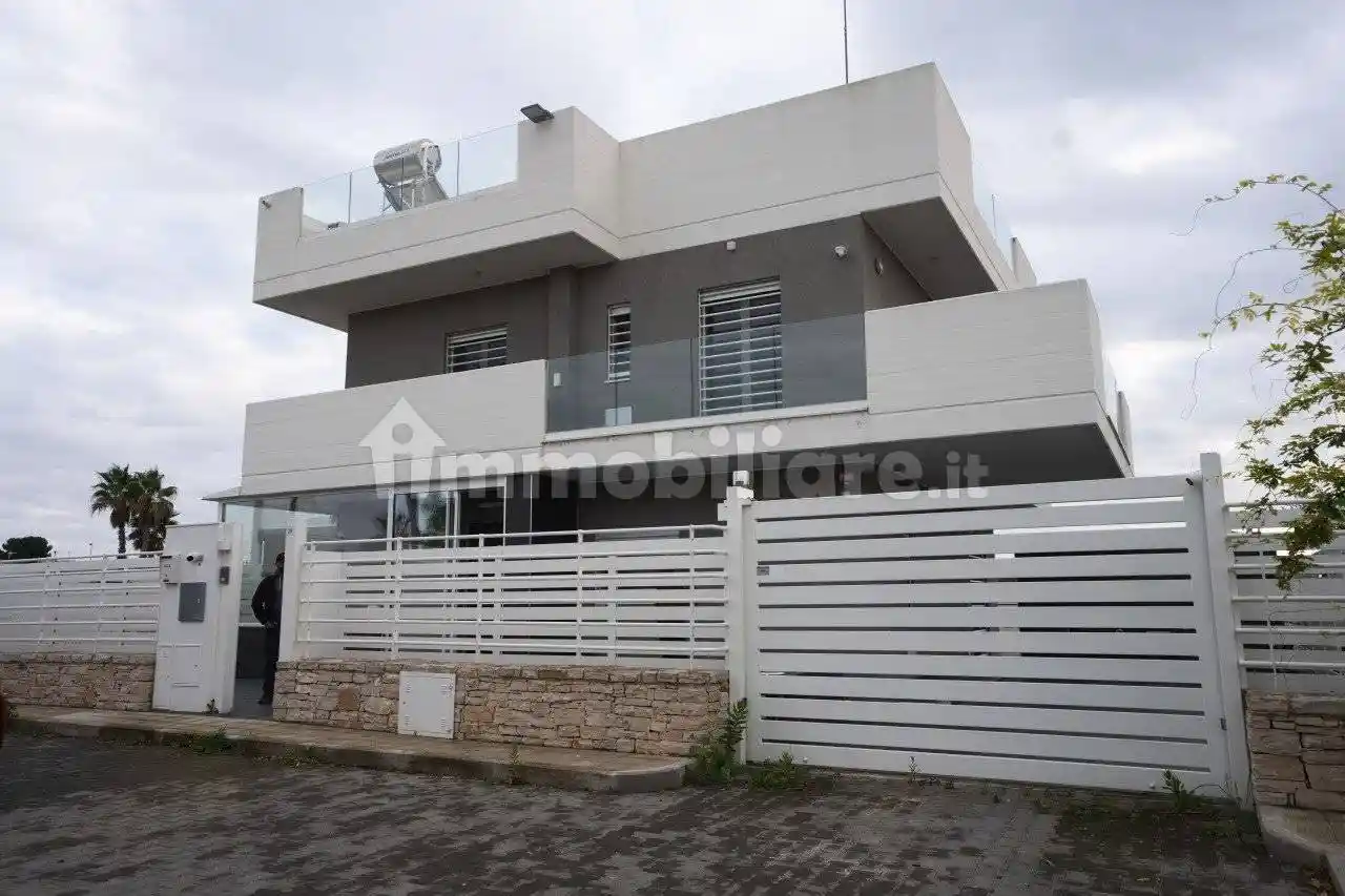 Villa in vendita a Bari