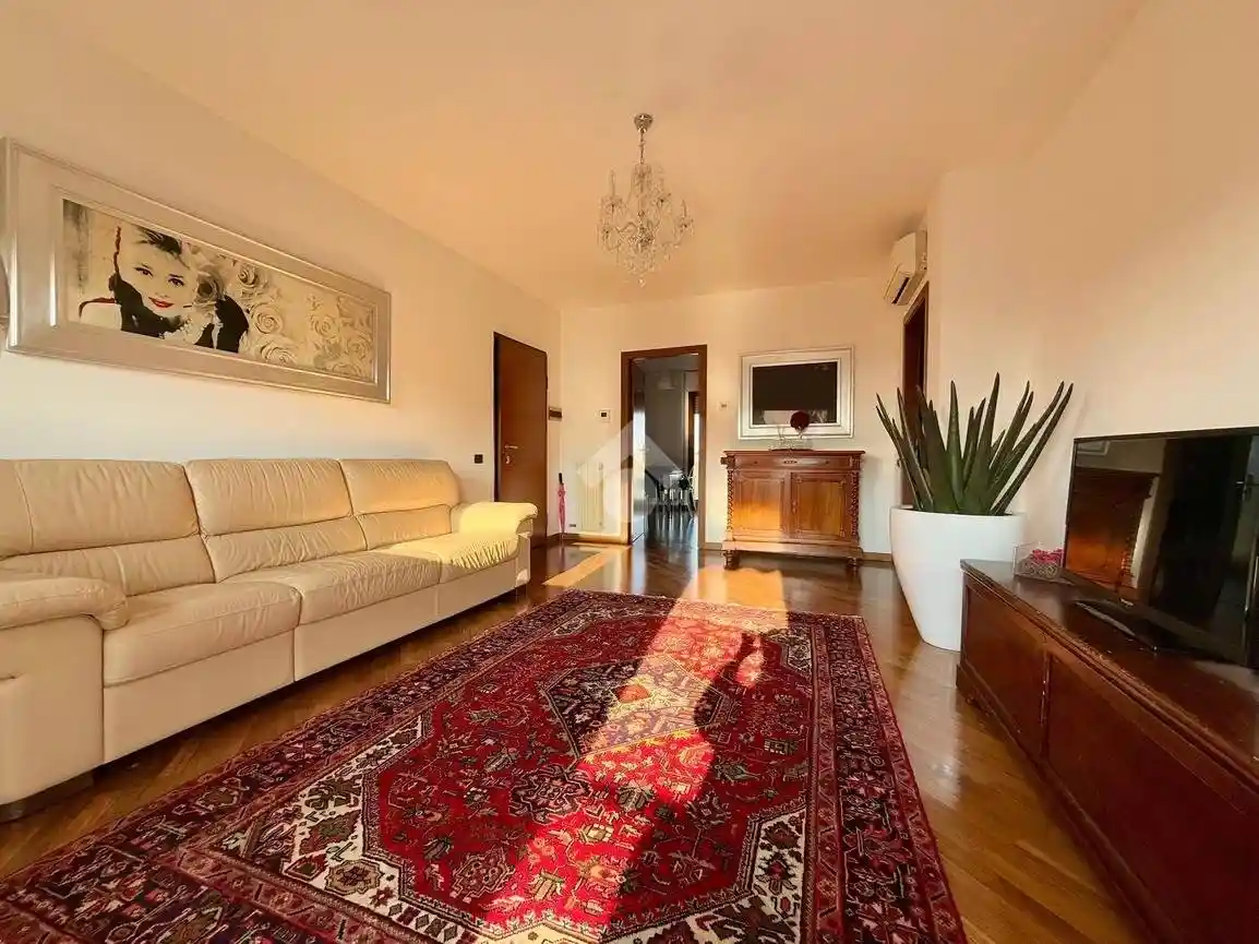 Appartamento in vendita a Bergamo