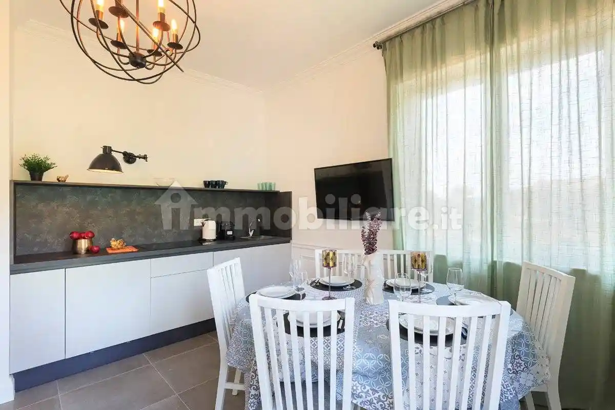 Appartamento in vendita a Lesa