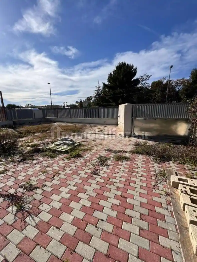 Villa plurifamiliare via Giuseppe Fanelli 228, Mungivacca, Bari - foto 2