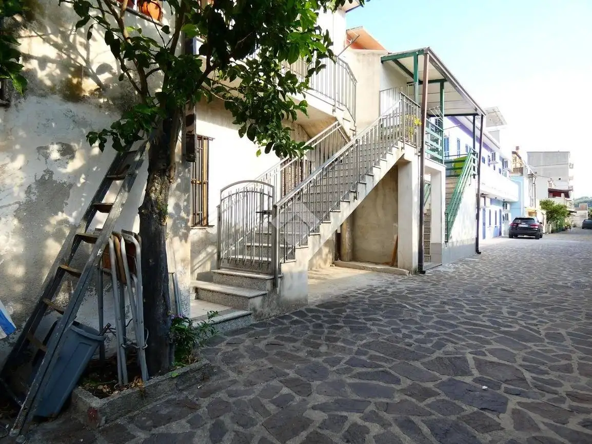 Appartamento in vendita a Montegiordano