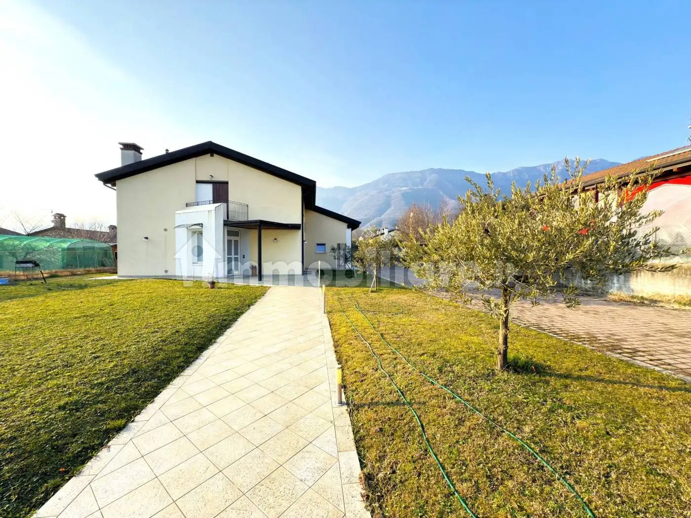 Villa bifamiliare via Rosales 5, Borso del Grappa - foto 3