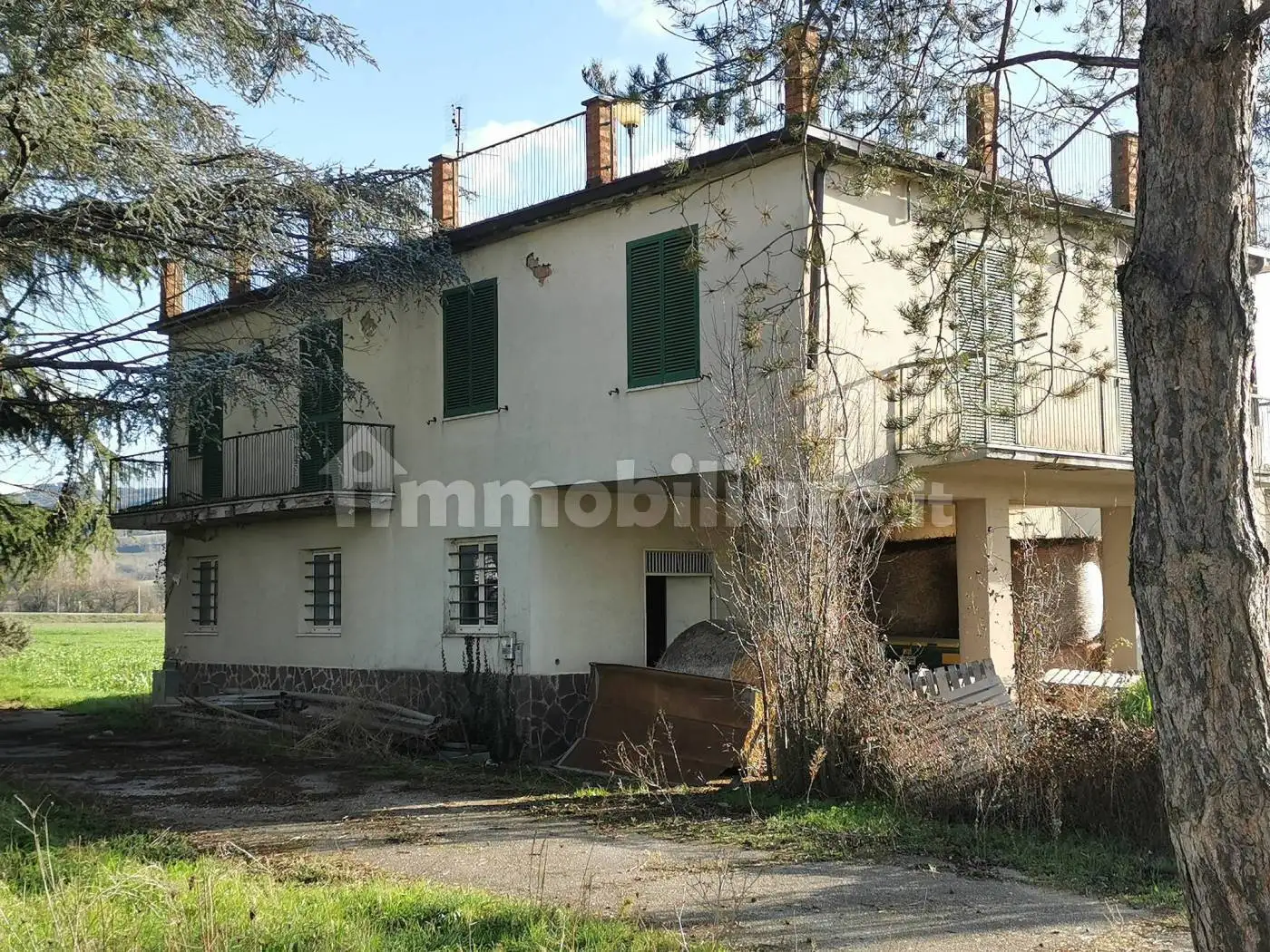 Villa in vendita a Montone