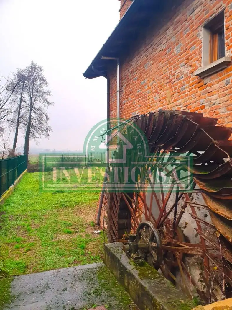 Villa in vendita a Vistarino