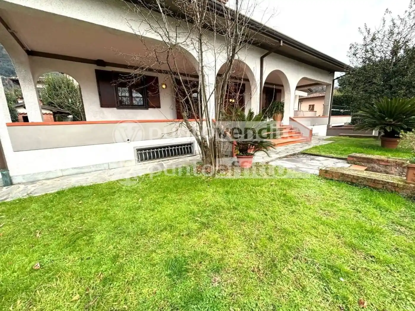 Villa in vendita a Camaiore