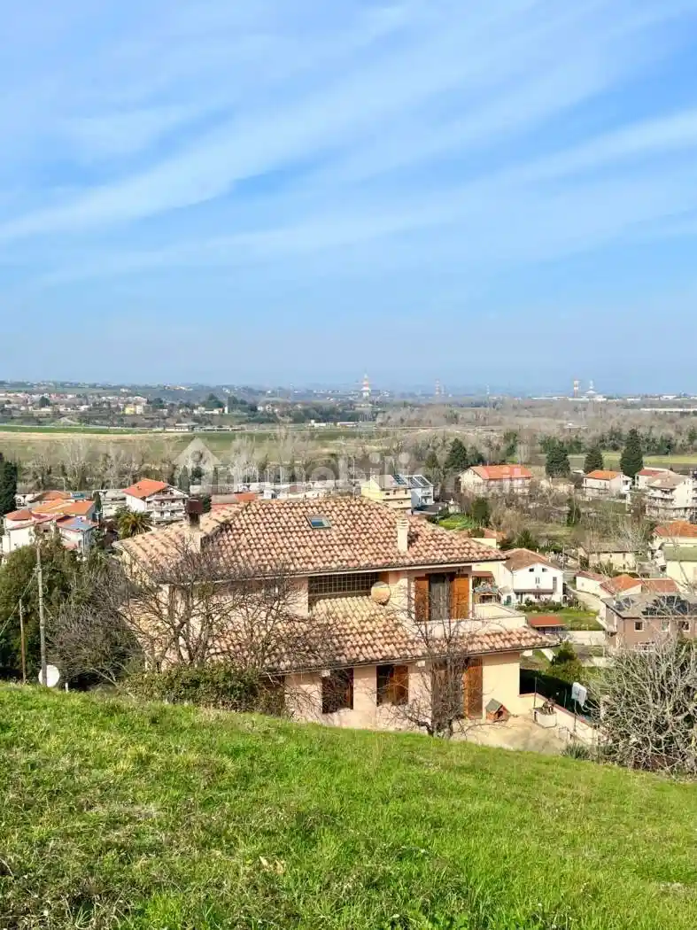 Villa unifamiliare Strada per Popoli 273, Brecciarola, Chieti - foto 4