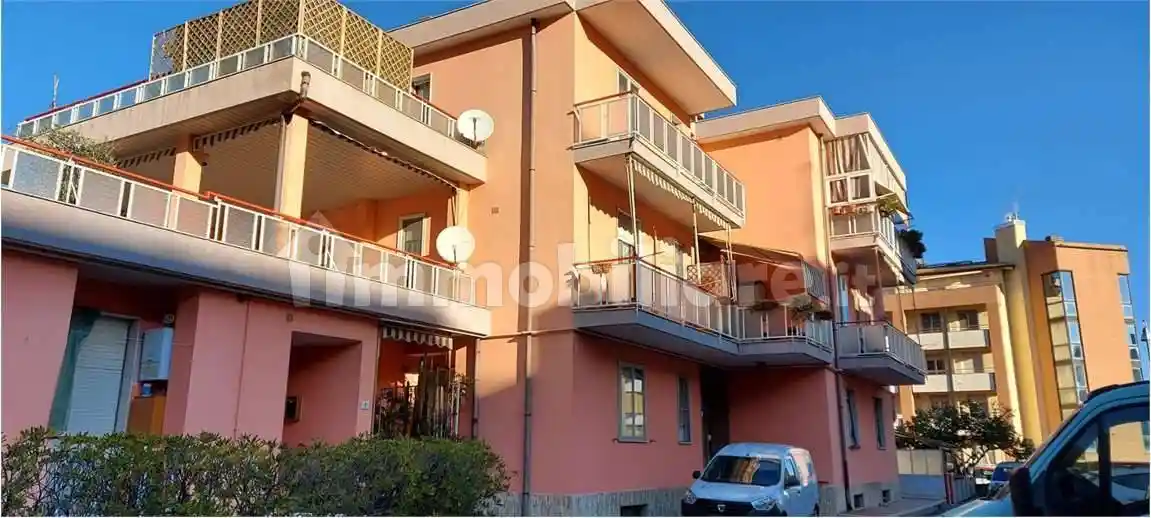 Appartamento in vendita a Albenga