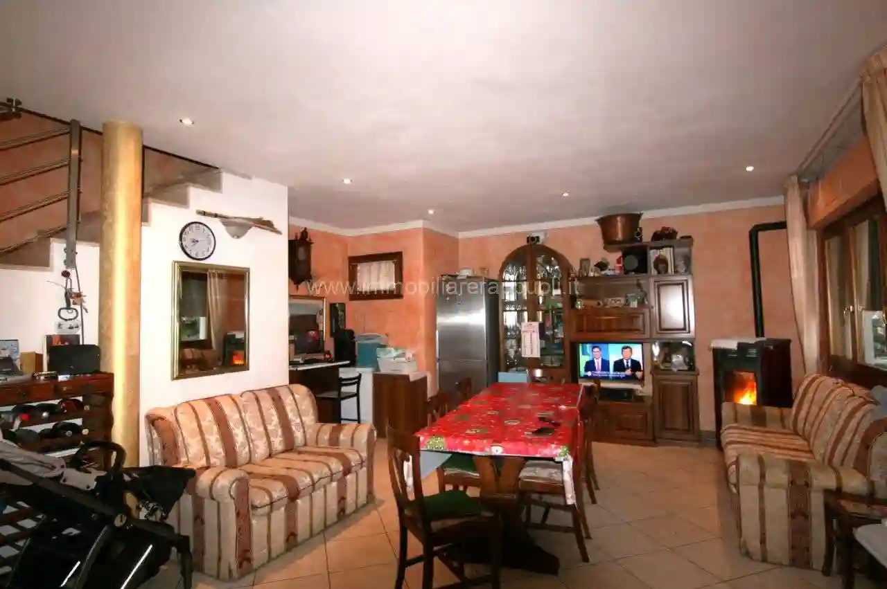 Villetta a schiera - foto 2