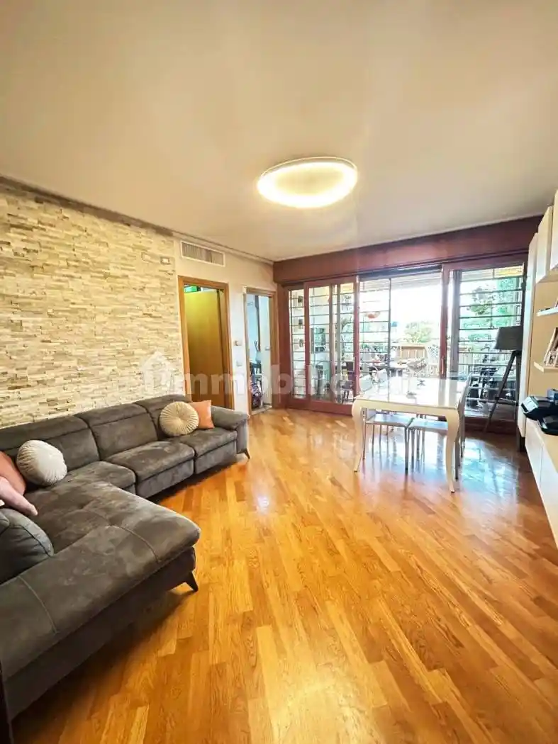 Trilocale via Benigno di Tullio, Romanina, Roma - foto 2