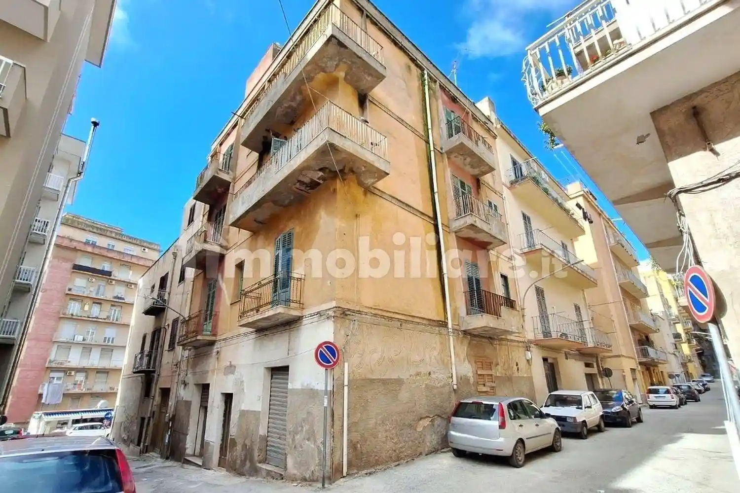 Palazzo - Stabile in vendita a Sciacca