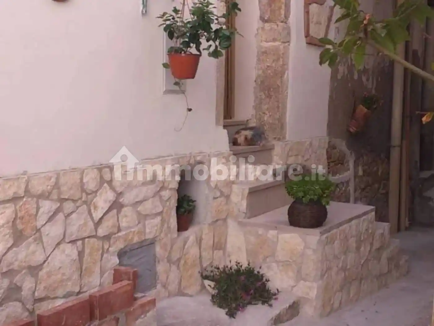 Casa indipendente in vendita a Montenero di Bisaccia