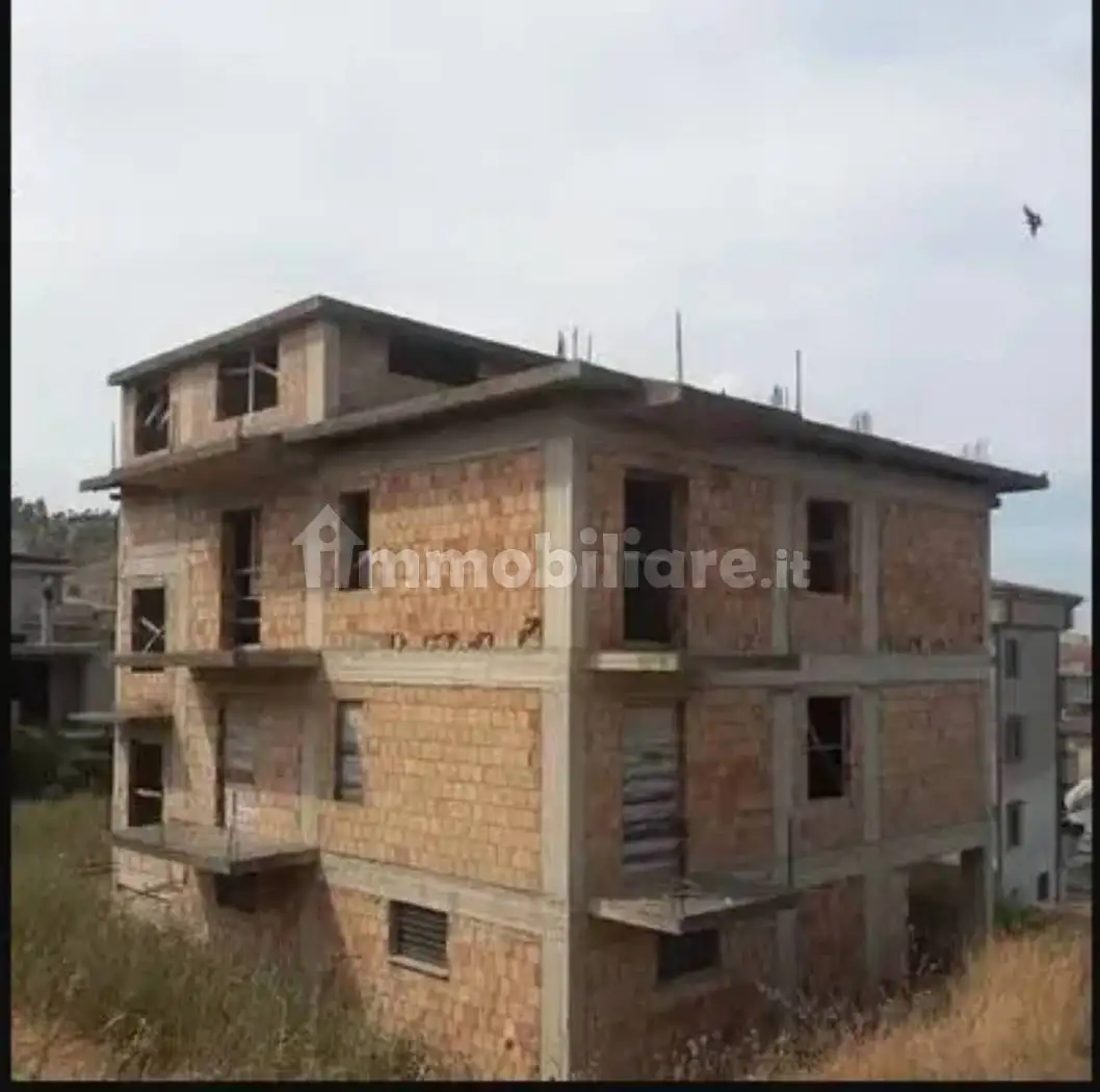 Palazzo - Edificio in vendita a Guardavalle