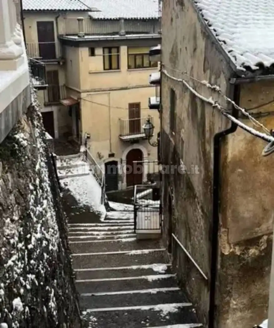 Appartamento in vendita a Pettorano sul Gizio