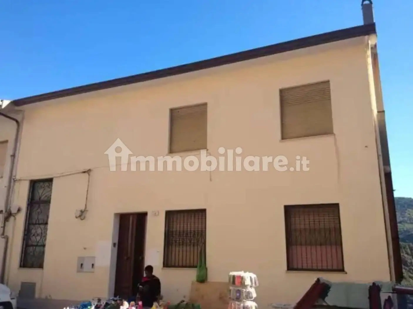 Palazzo - Edificio in vendita a Desulo