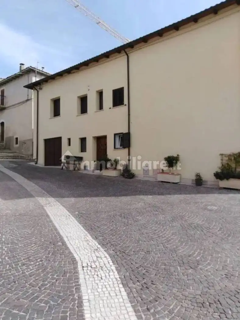 Appartamento in vendita a Barisciano