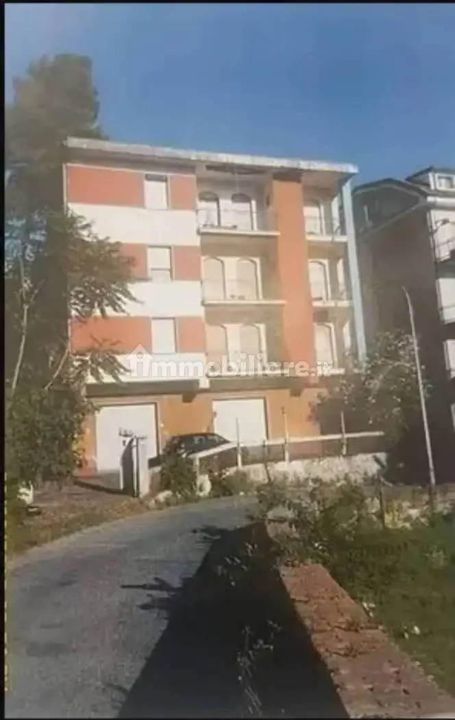 Palazzo - Edificio in vendita a Cetraro