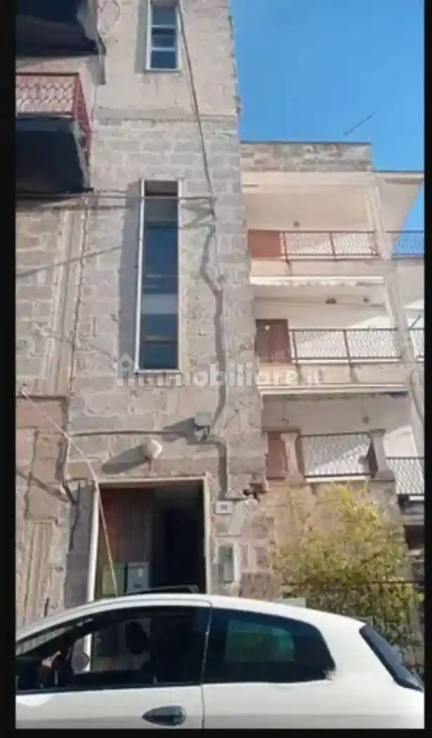 Palazzo - Edificio in vendita a San Giorgio Ionico