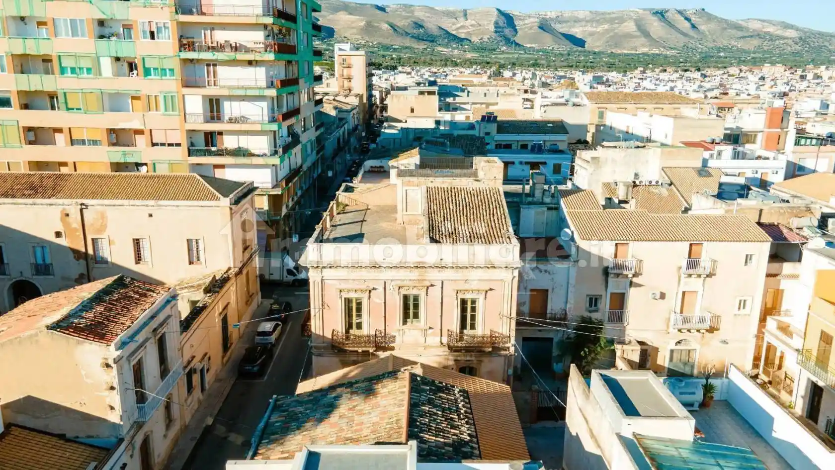 Palazzo - Edificio in vendita a Avola