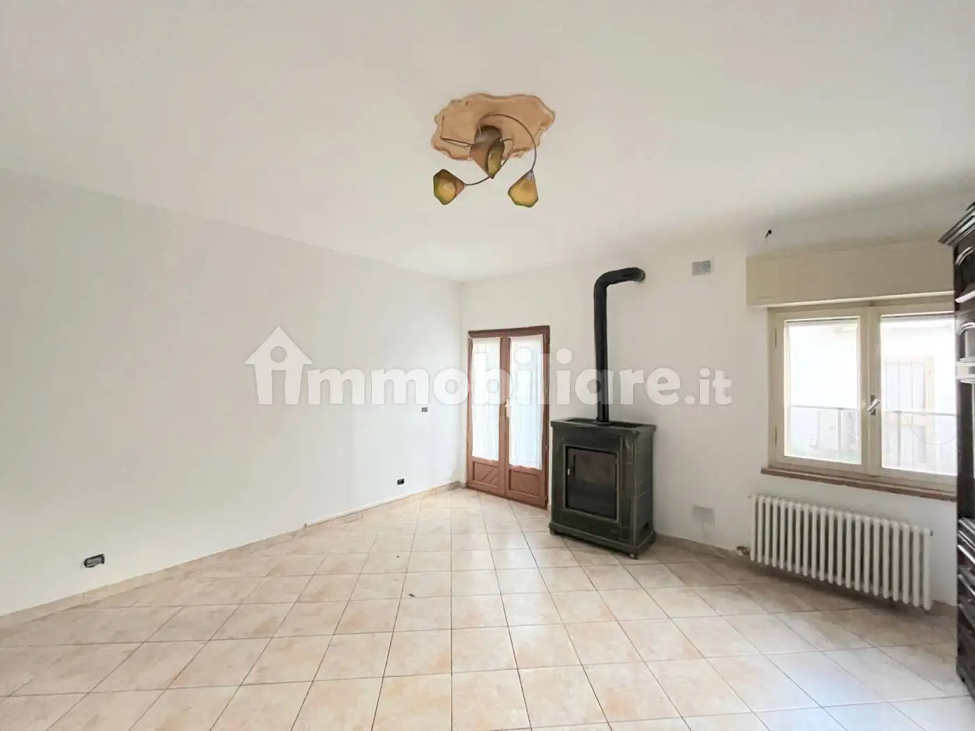 Casa indipendente in vendita a Dolcè