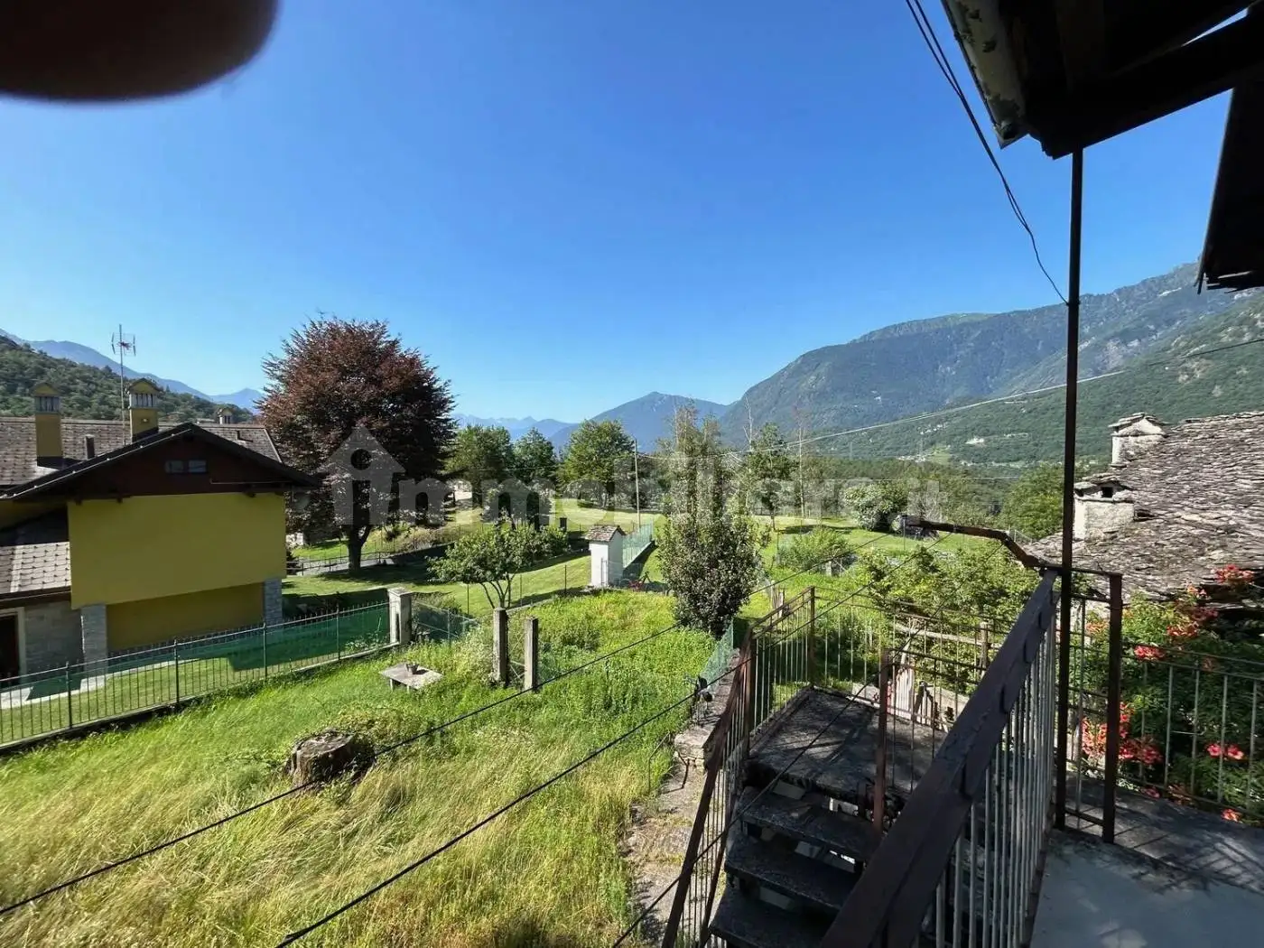 Villa in vendita a Montecrestese