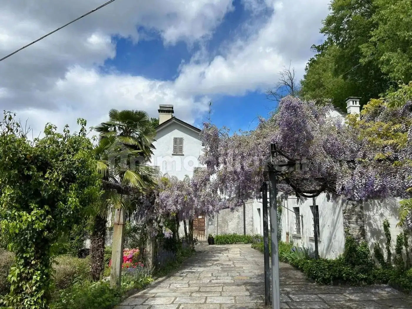 Villa in vendita a Trontano