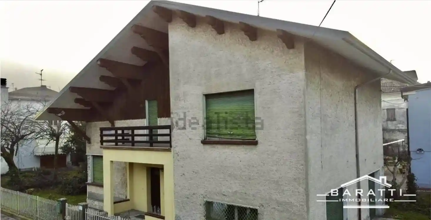 Casa indipendente in vendita a Moglia