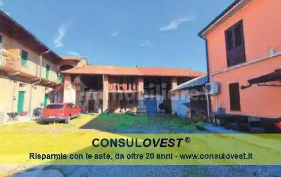 Casa indipendente in vendita a Bareggio