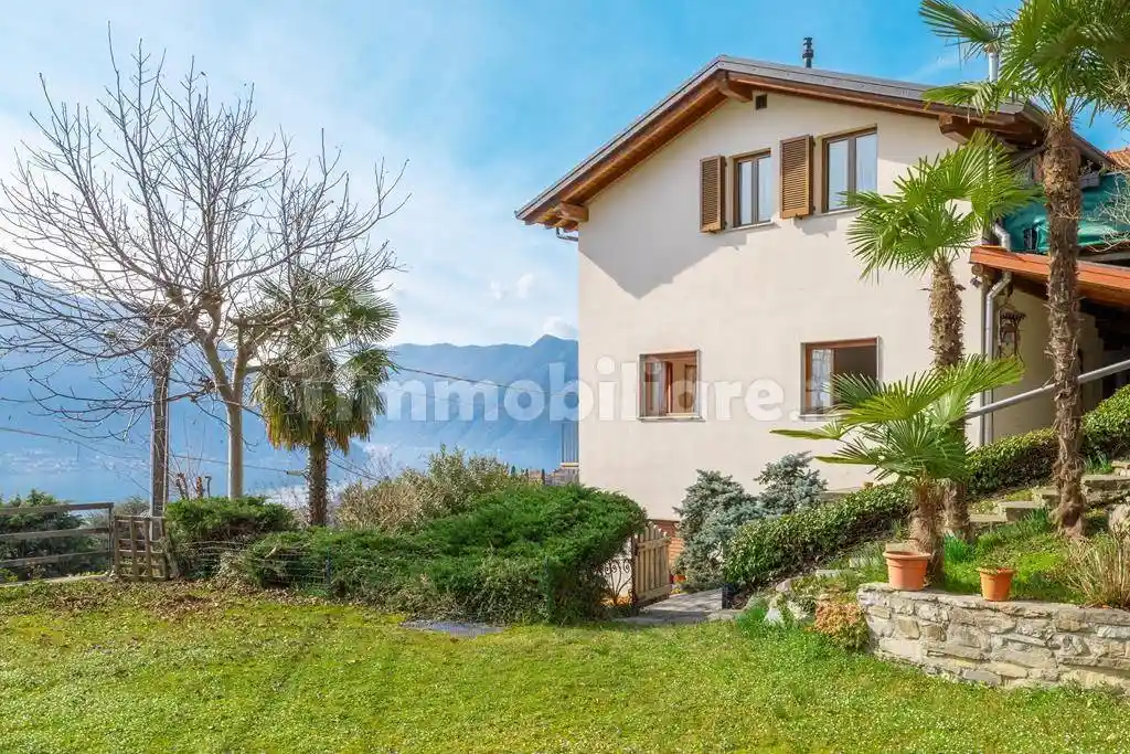 Appartamento in vendita a Tremezzina