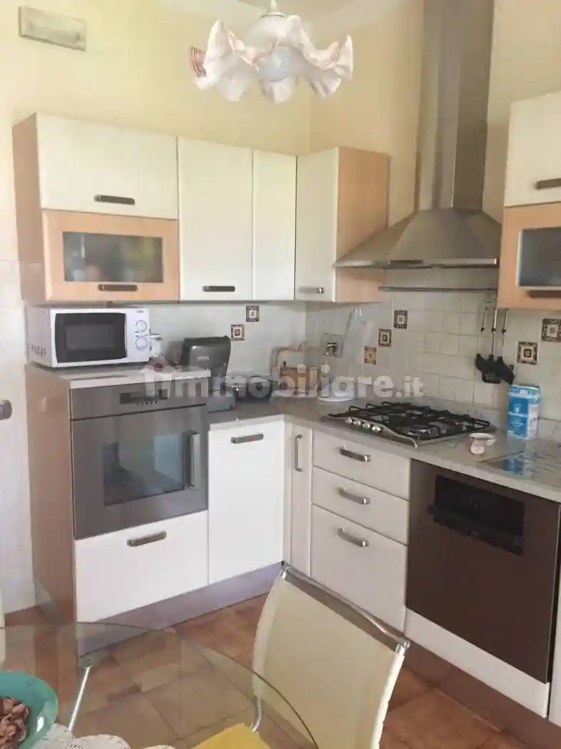 Villa in vendita a Montecatini-Terme