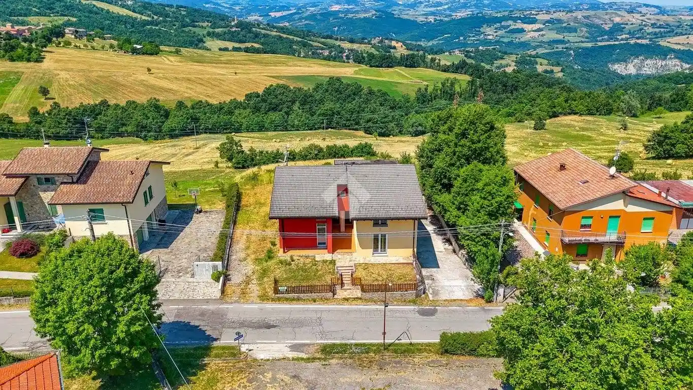 Villa bifamiliare via Trinità 118, Monchio Delle Olle E Trinità, Canossa - foto 3