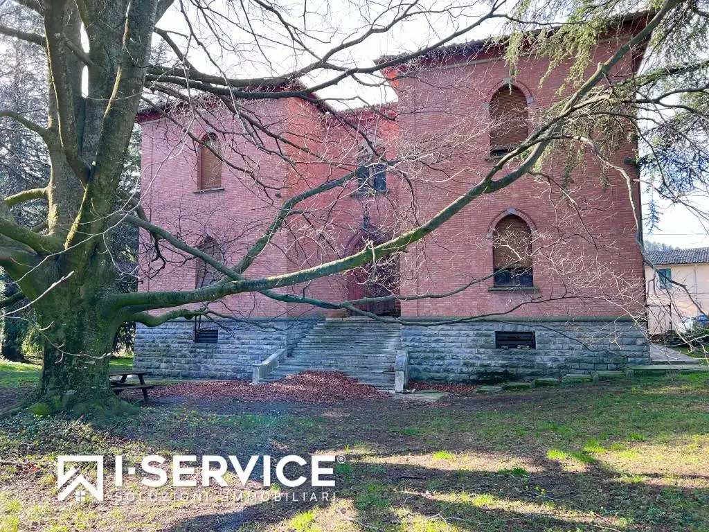 Palazzo - Edificio in vendita a Civitella di Romagna